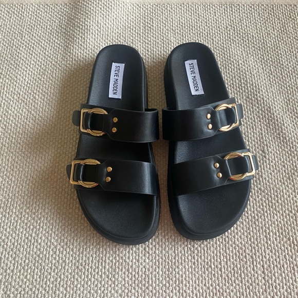 Steve Madden Shoes - NWT STEVE MADDEN Hanni Black Double Band Buckles Sandals Size 8